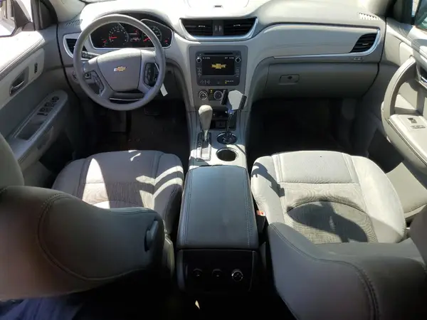 1GNKVFED5HJ190111 2017 CHEVROLET TRAVERSE - Image 8