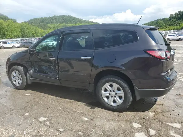 1GNKVFED5HJ228470 2017 CHEVROLET TRAVERSE - Image 2