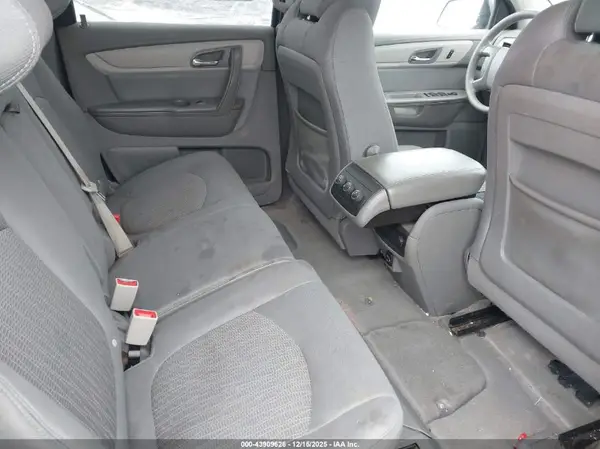 1GNKVFED5HJ264885 2017 CHEVROLET TRAVERSE - Image 8