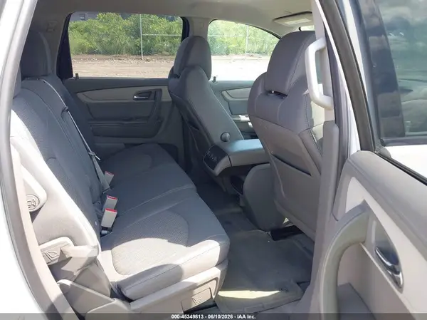 1GNKVFED5HJ290063 2017 CHEVROLET TRAVERSE - Image 8