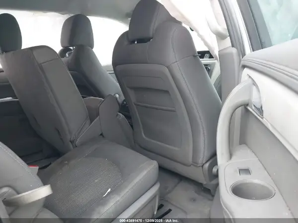 1GNKVFED5HJ335650 2017 CHEVROLET TRAVERSE - Image 8