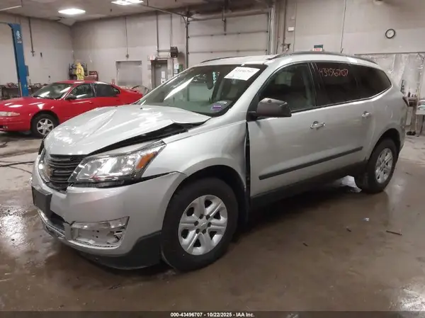 1GNKVFED6GJ277398 2016 CHEVROLET TRAVERSE - Image 2