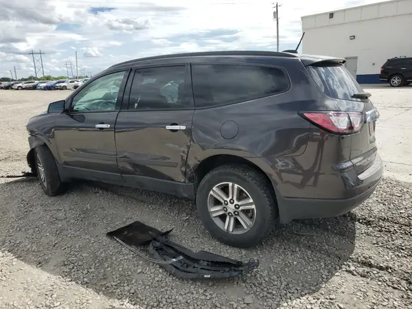 1GNKVFED6HJ269657 2017 CHEVROLET TRAVERSE - Image 2