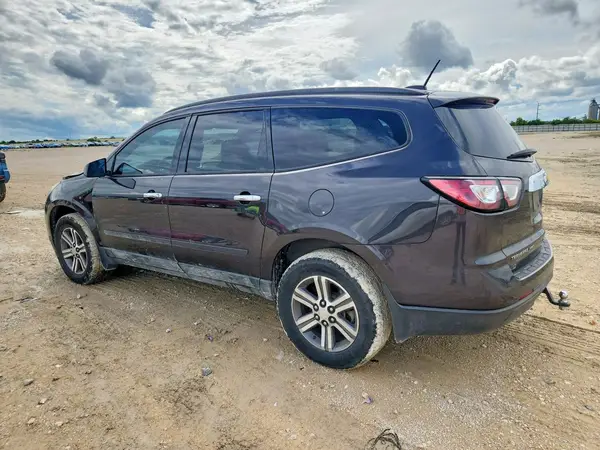1GNKVFED6HJ277337 2017 CHEVROLET TRAVERSE - Image 2