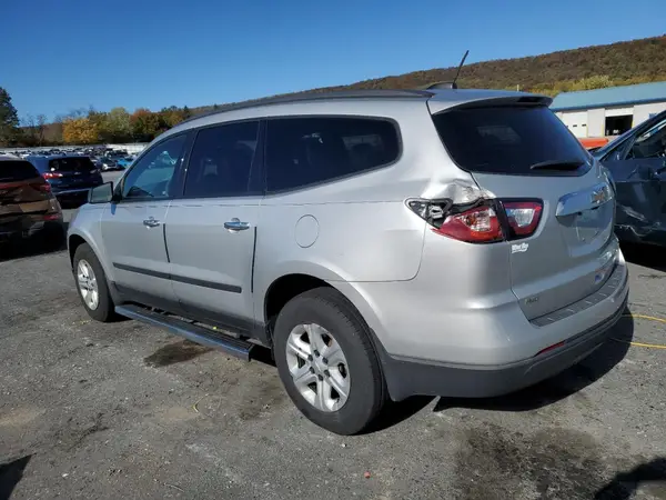 1GNKVFED7GJ221261 2016 CHEVROLET TRAVERSE - Image 2
