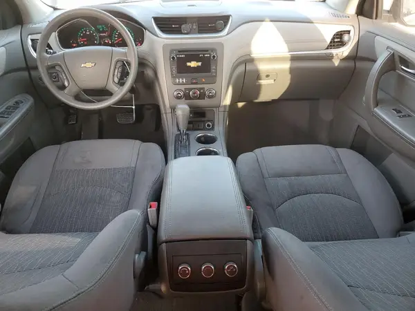 1GNKVFED7HJ107374 2017 CHEVROLET TRAVERSE - Image 8