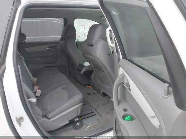 1GNKVFED7HJ200234 2017 CHEVROLET TRAVERSE - Image 8