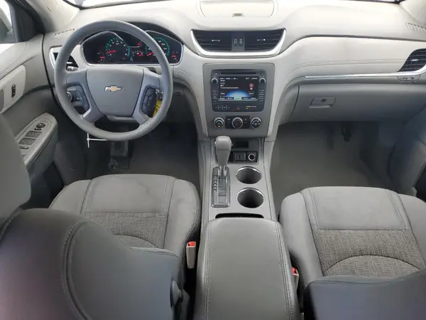 1GNKVFED7HJ305226 2017 CHEVROLET TRAVERSE - Image 8