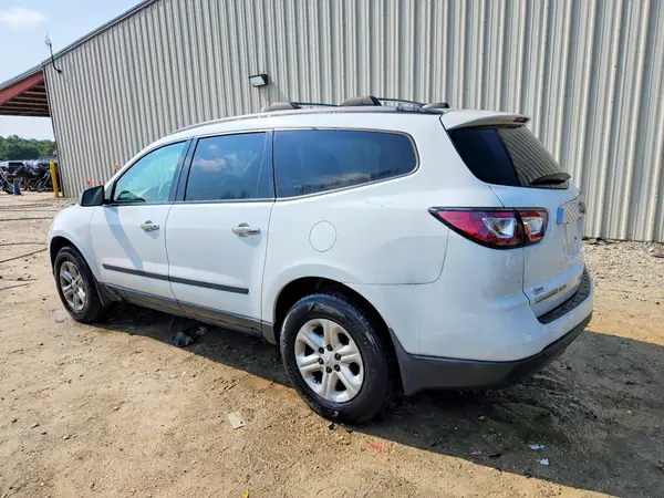 1GNKVFED7HJ340932 2017 CHEVROLET TRAVERSE - Image 2