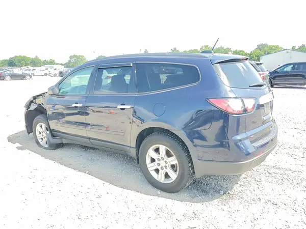 1GNKVFED8GJ287124 2016 CHEVROLET TRAVERSE - Image 2