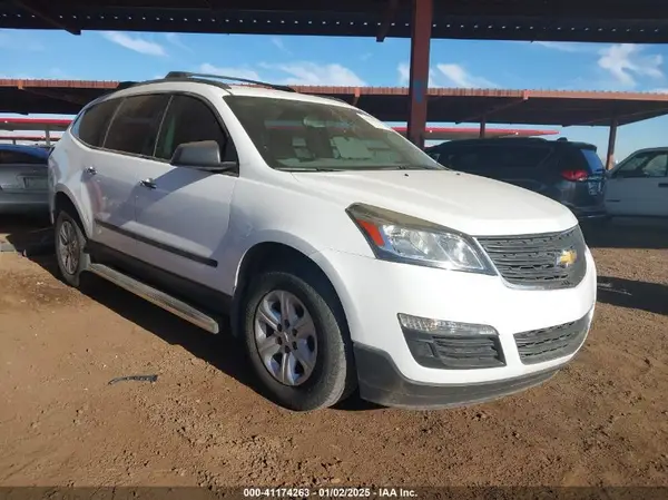1GNKVFED8HJ227524 2017 CHEVROLET TRAVERSE - Image 1