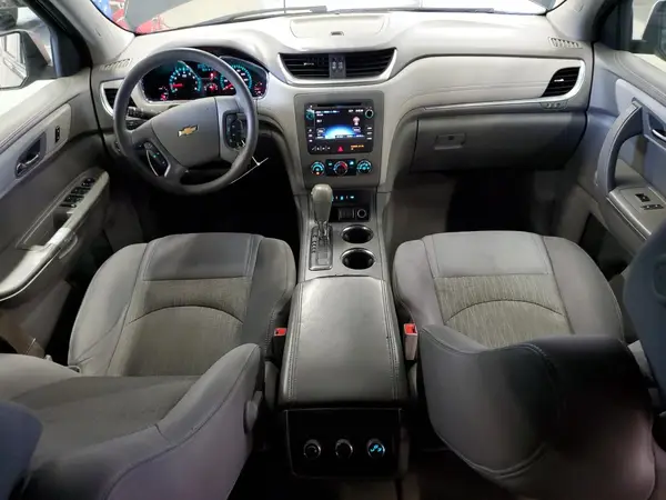 1GNKVFED8HJ229662 2017 CHEVROLET TRAVERSE - Image 8