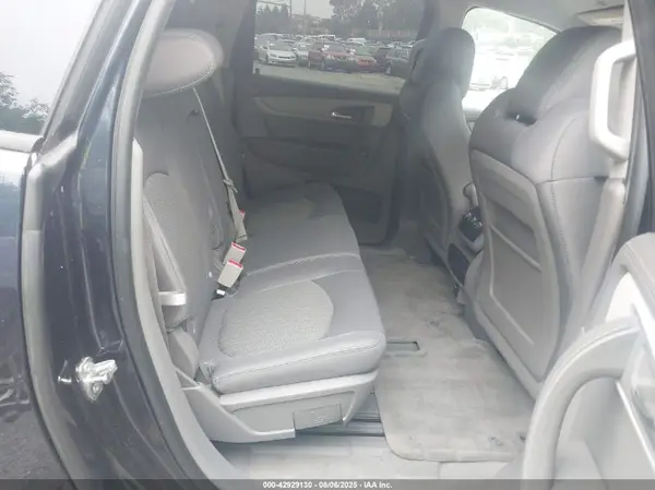 1GNKVFED9GJ196086 2016 CHEVROLET TRAVERSE - Image 8