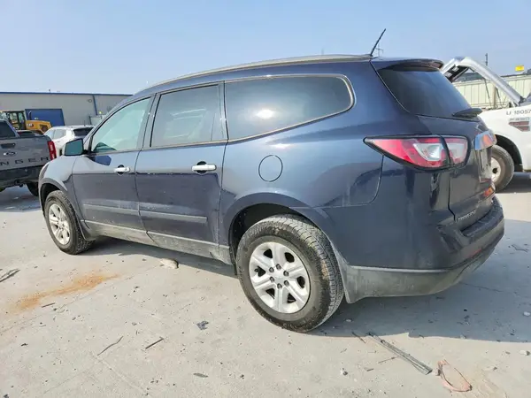 1GNKVFED9HJ177264 2017 CHEVROLET TRAVERSE - Image 2