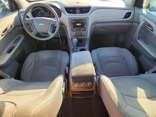 1GNKVFED9HJ177264 2017 CHEVROLET TRAVERSE - Image 8