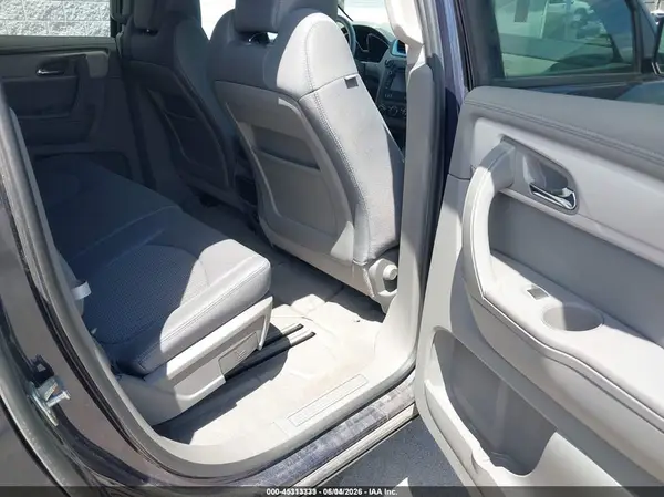 1GNKVFED9HJ177541 2017 CHEVROLET TRAVERSE - Image 8