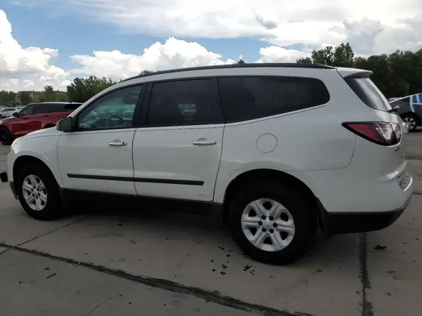 1GNKVFED9HJ249290 2017 CHEVROLET TRAVERSE - Image 2