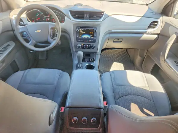 1GNKVFED9HJ295640 2017 CHEVROLET TRAVERSE - Image 8