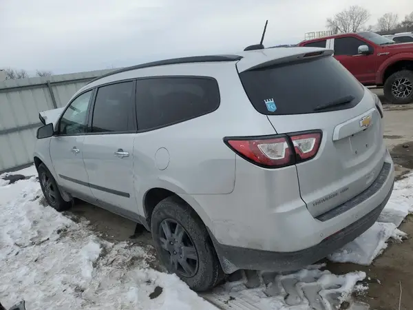 1GNKVFED9HJ301100 2017 CHEVROLET TRAVERSE - Image 2