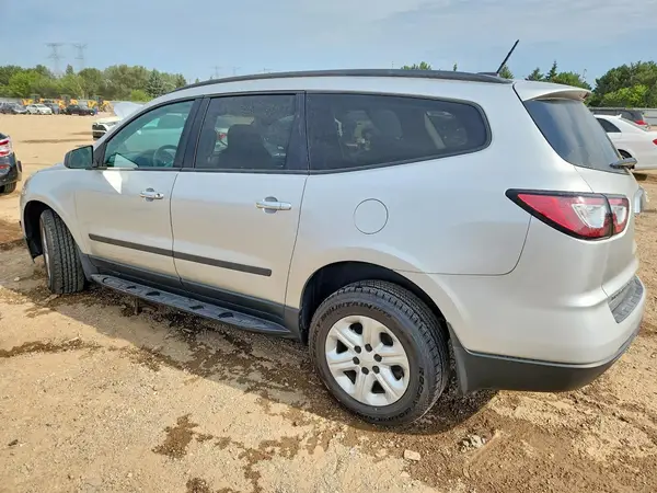 1GNKVFED9HJ339183 2017 CHEVROLET TRAVERSE - Image 2