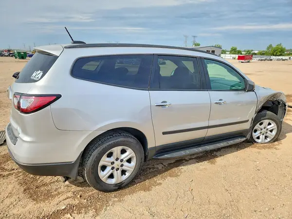 2017 CHEVROLET TRAVERSE COPART lot 63330736 auction photo 3