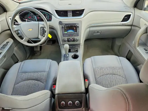 1GNKVFKD1GJ281413 2016 CHEVROLET TRAVERSE - Image 8