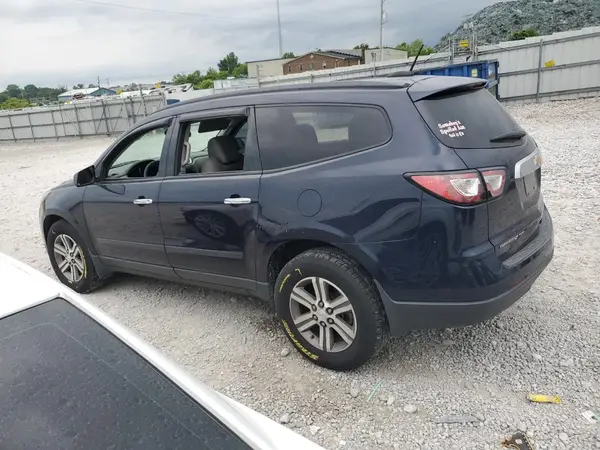 1GNKVFKD1HJ215266 2017 CHEVROLET TRAVERSE - Image 2