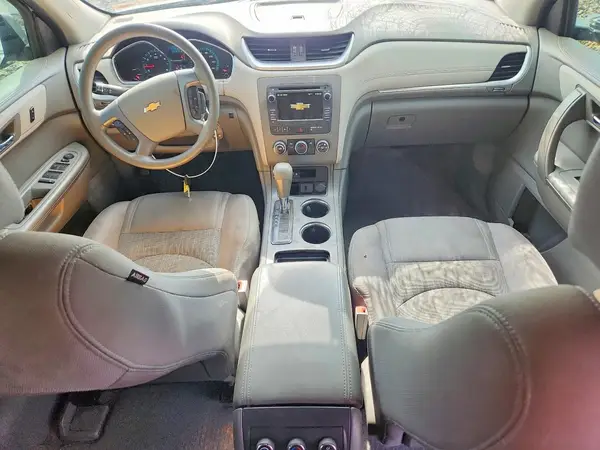 1GNKVFKD1HJ277816 2017 CHEVROLET TRAVERSE - Image 8