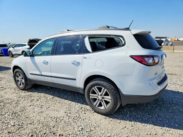 1GNKVFKD2HJ307194 2017 CHEVROLET TRAVERSE - Image 2