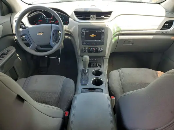 1GNKVFKD3HJ253906 2017 CHEVROLET TRAVERSE - Image 8