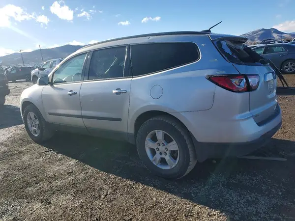 1GNKVFKD4GJ321130 2016 CHEVROLET TRAVERSE - Image 2