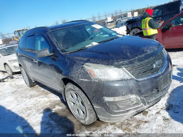 1GNKVFKD4HJ248861 2017 CHEVROLET TRAVERSE - Image 1