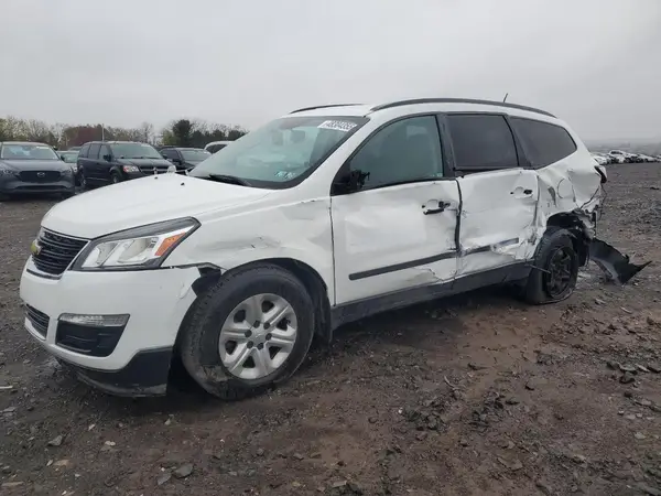 1GNKVFKD4HJ349379 2017 CHEVROLET TRAVERSE - Image 1