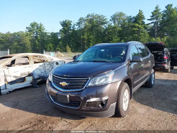 1GNKVFKD5GJ131479 2016 CHEVROLET TRAVERSE - Image 2