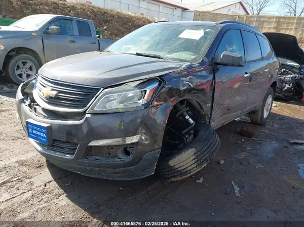 1GNKVFKD5GJ227290 2016 CHEVROLET TRAVERSE - Image 2