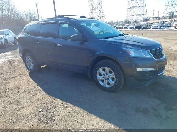 1GNKVFKD5HJ329027 2017 CHEVROLET TRAVERSE - Image 1