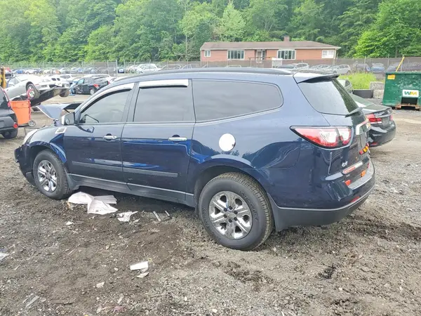 1GNKVFKD6GJ255213 2016 CHEVROLET TRAVERSE - Image 2