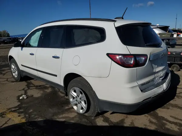 1GNKVFKD6HJ337833 2017 CHEVROLET TRAVERSE - Image 2