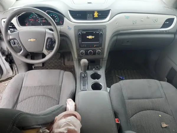 1GNKVFKD6HJ337833 2017 CHEVROLET TRAVERSE - Image 8