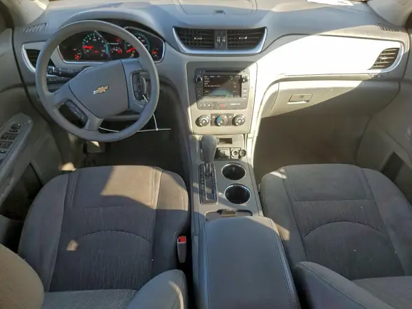1GNKVFKD8HJ179060 2017 CHEVROLET TRAVERSE - Image 8