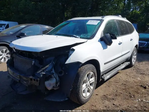 1GNKVFKD9GJ189000 2016 CHEVROLET TRAVERSE - Image 2