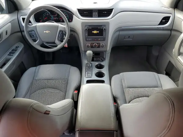 1GNKVFKD9HJ231313 2017 CHEVROLET TRAVERSE - Image 8