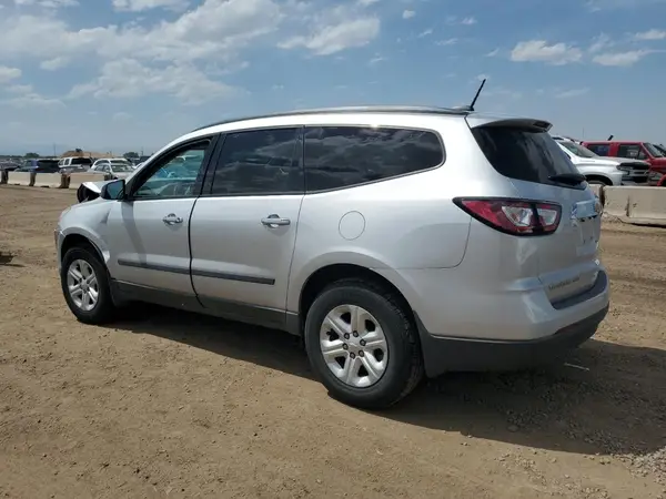 1GNKVFKD9HJ256938 2017 CHEVROLET TRAVERSE - Image 2