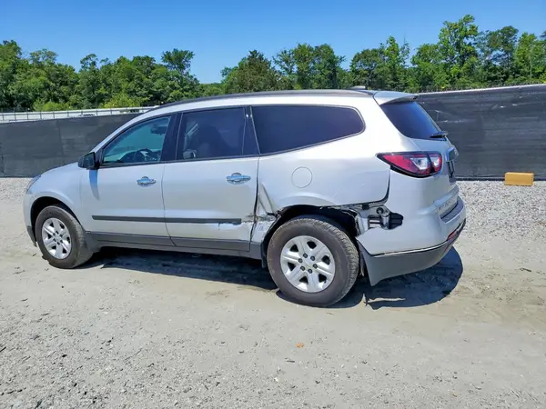1GNKVFKD9HJ288496 2017 CHEVROLET TRAVERSE - Image 2