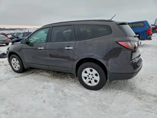 1GNKVFKDXHJ137313 2017 CHEVROLET TRAVERSE - Image 2