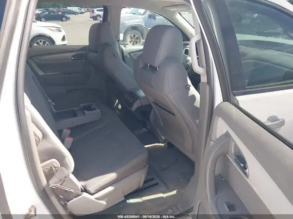 1GNKVFKDXHJ256432 2017 CHEVROLET TRAVERSE - Image 8