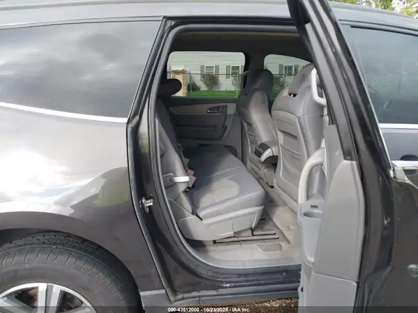 1GNKVGKD0GJ103756 2016 CHEVROLET TRAVERSE - Image 8