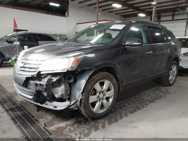 1GNKVGKD0GJ112067 2016 CHEVROLET TRAVERSE - Image 2