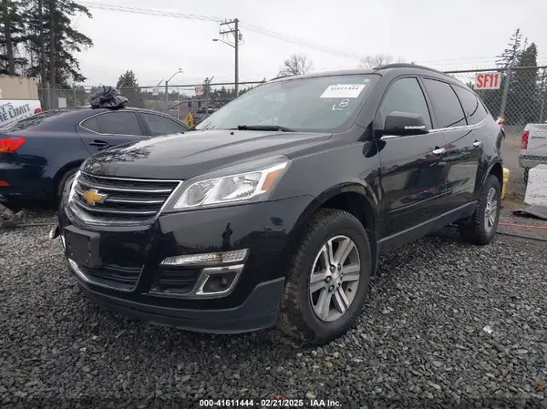 1GNKVGKD0GJ119763 2016 CHEVROLET TRAVERSE - Image 2