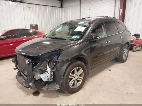 1GNKVGKD0GJ189067 2016 CHEVROLET TRAVERSE - Image 2